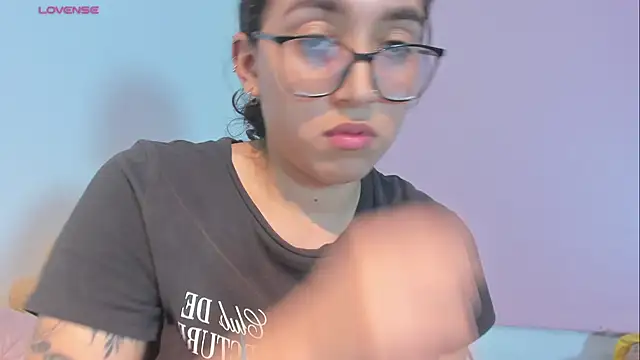 _maria_foxx_ Adlı Modelin Canlı XXX Sohbeti