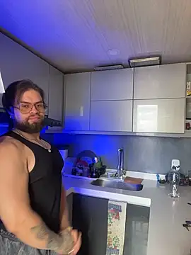 Damonylilith Adlı Modelin Canlı XXX Sohbeti