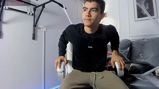 Alejandro_vega_ Chat XXX in diretta