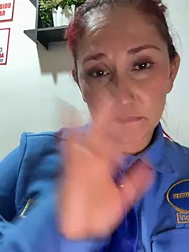 Chat +18 de kimmy_fox_ ao vivo