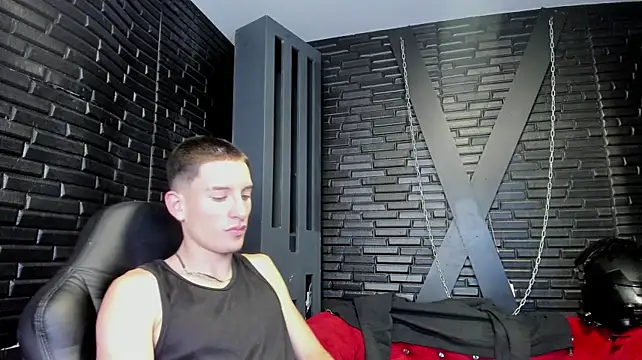 Chat XXX en directo de hunterheat__