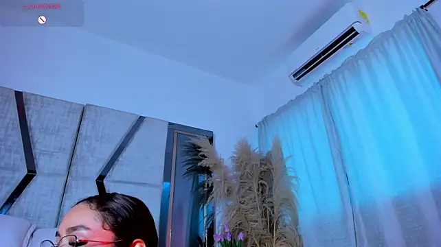 CarolineFyre 现场XXX聊天