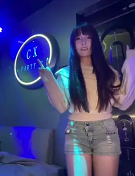 qiqi_x 网络视讯表演