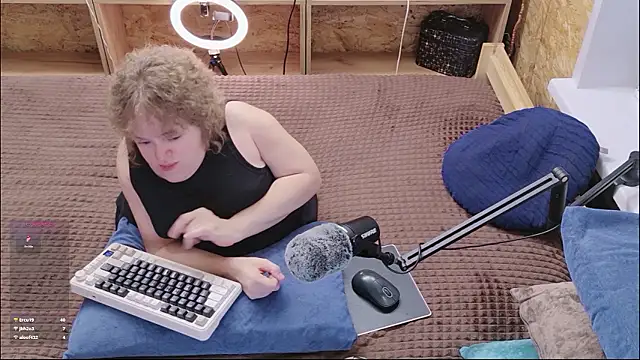 Chat +18 de MiniNatalie ao vivo