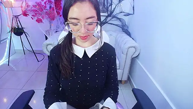 Chat +18 de Veronica_miiller ao vivo