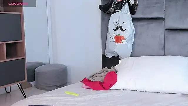 Chat +18 de Briguet__Molano_ ao vivo