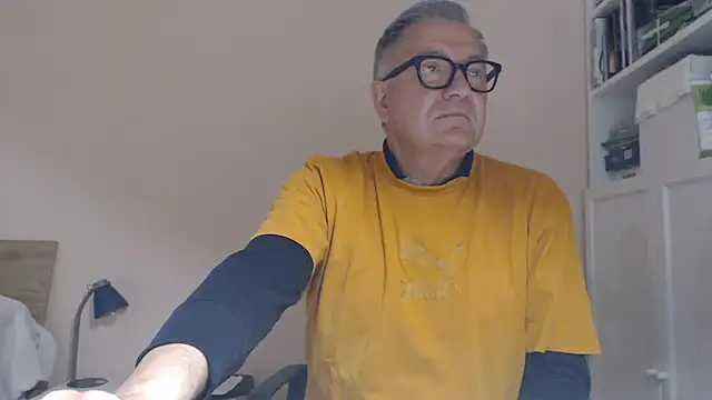 YOU6me Chat XXX live