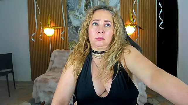 Danna_topless – Live XXX-chat