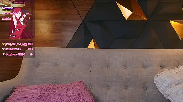 Chat +18 de ly_lulu ao vivo