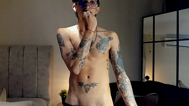 yanblk Chat XXX live