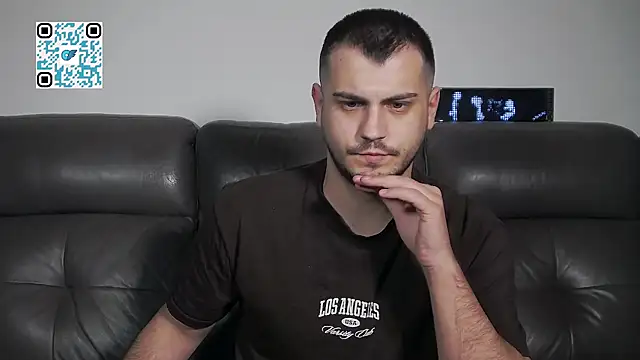 CrazyDom1n Live XXX chat