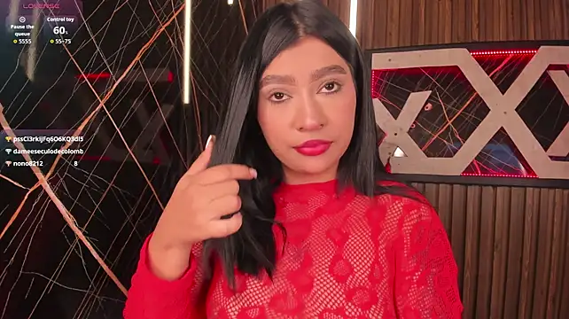 XXX chat uživo modela CamilaParisi