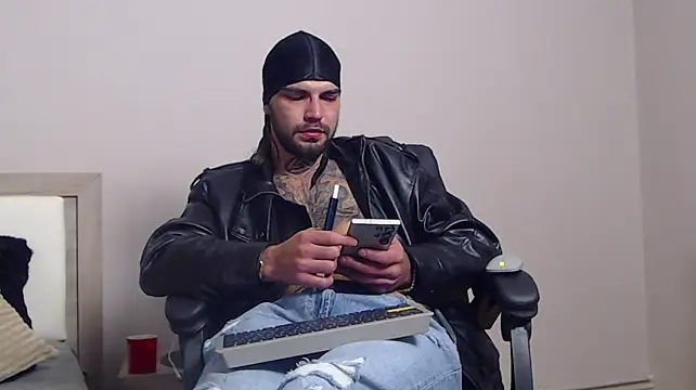 Онлайн чат XXX KaneHunter