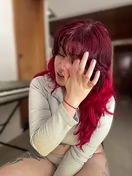 NikkiNix Chat XXX live