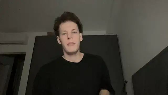 Hot_Adam_: онлайн-секс-чат