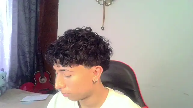Mr__Aaronn – Live XXX-chat