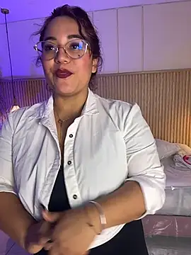 Chat +18 de MelissaKarterrs ao vivo