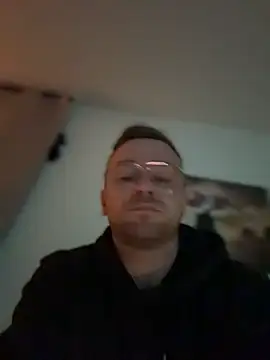 SoberingTadpole – Naživo XXX chat