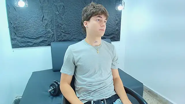 צ'אט XXX בשידור חי של JEINS_FISHER