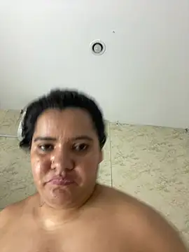 NaniGgold Chat XXX in diretta