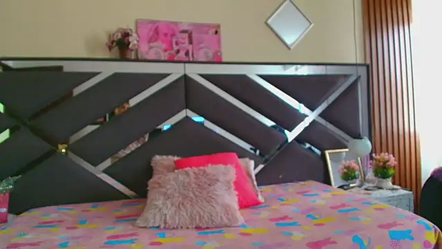دردشة Bratz_x الجنسية المباشرة