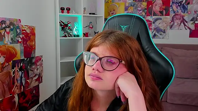 ChloeHalses: απευθείας συνομιλία ΧΧΧ