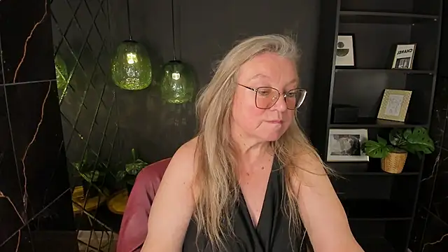 NataliMellow Live XXX-Chat
