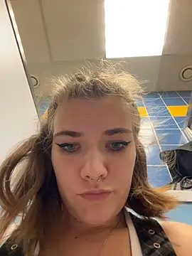 Živý XXX chat Holy_Tereza