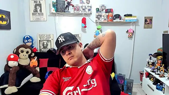 ney_22 élő XXX-chatje