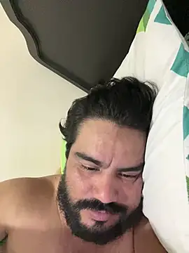 دردشة MichaelBear_21 الجنسية المباشرة
