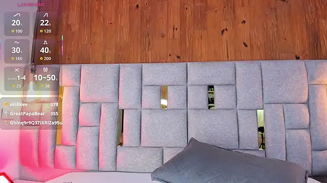 miia_reeves_'s Live XXX Chat