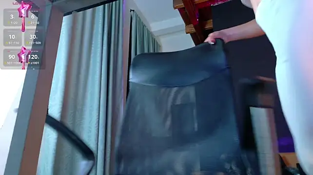 Živý XXX chat niiky_doll