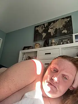 Kellilyn10's Live XXX Chat
