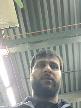 Porn_actor01 élő XXX-chatje