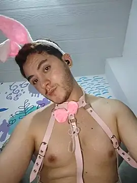 brandonstivm élő XXX-chatje