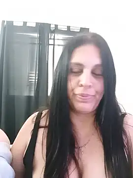 CRUELLAXX live XXX chat