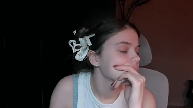 XXX chat uživo modela MelissaBrank