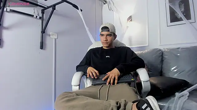Živý XXX chat Alejandro_vega_