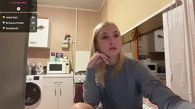 Chat +18 de AngelJeni ao vivo