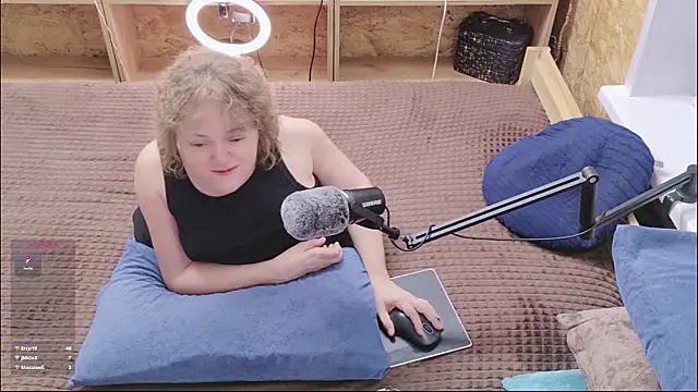 MiniNatalie XXX чат на живо