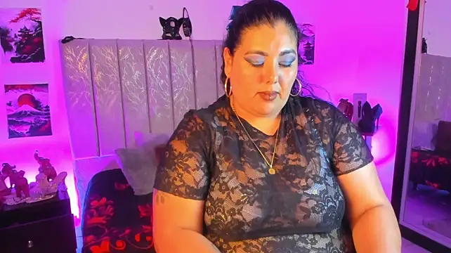 Chat +18 de Isabell_Luxxx ao vivo