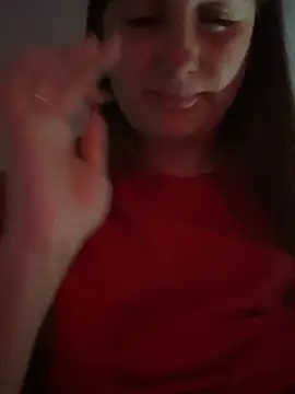 Chat +18 de Strawberryyyyik ao vivo