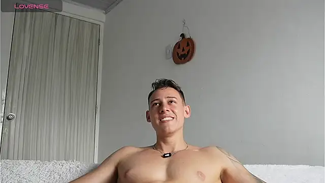 Онлайн чат XXX Muscle_King_Cum