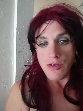 MaddyC6992 Live XXX-Chat