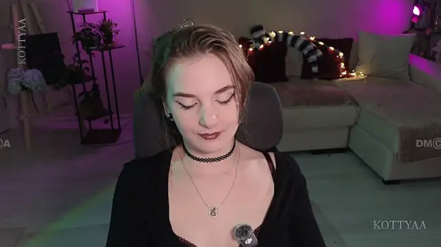 -Kottyaa- Chat XXX live
