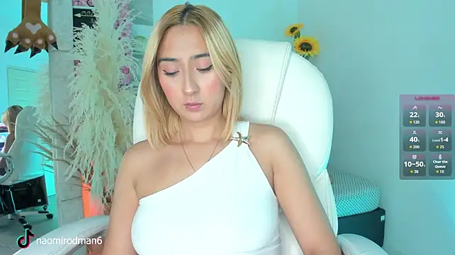 Naomii_Rodman_ 现场XXX聊天