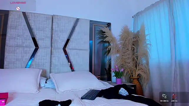 CarolineFyre Live XXX-Chat