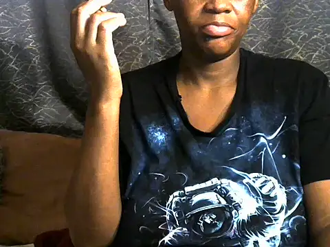 MistressShirleyXXX81's Live XXX Chat