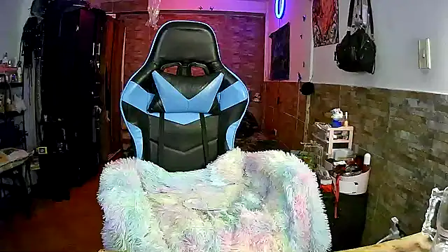 Онлайн чат XXX AngelaQueen_