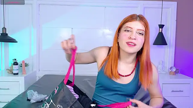 Amberr_Foxx_ Live XXX-Chat